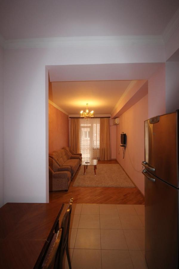 Rent Inn Yerevan On North Avenue Eksteriør billede
