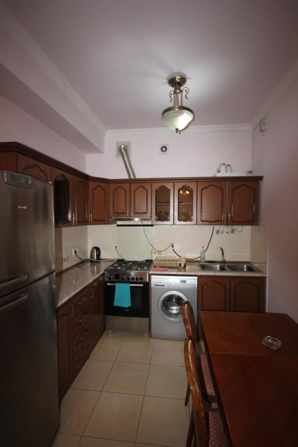 Rent Inn Yerevan On North Avenue Eksteriør billede
