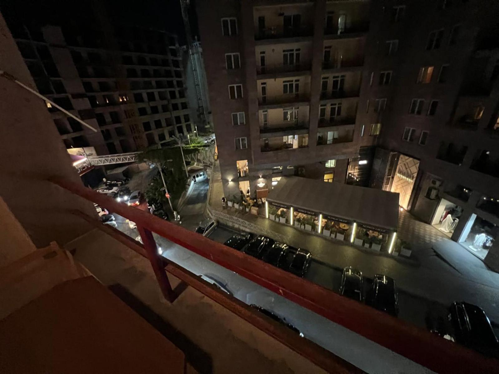 Rent Inn Yerevan On North Avenue Eksteriør billede