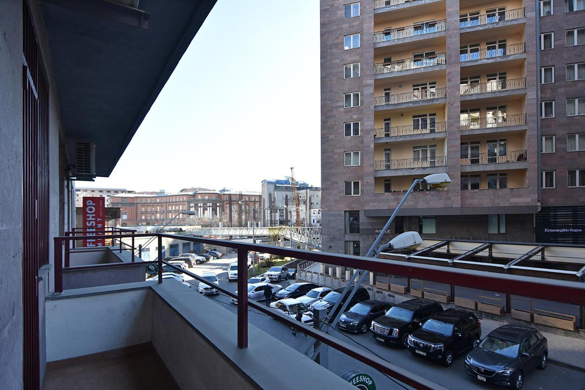 Rent Inn Yerevan On North Avenue Eksteriør billede