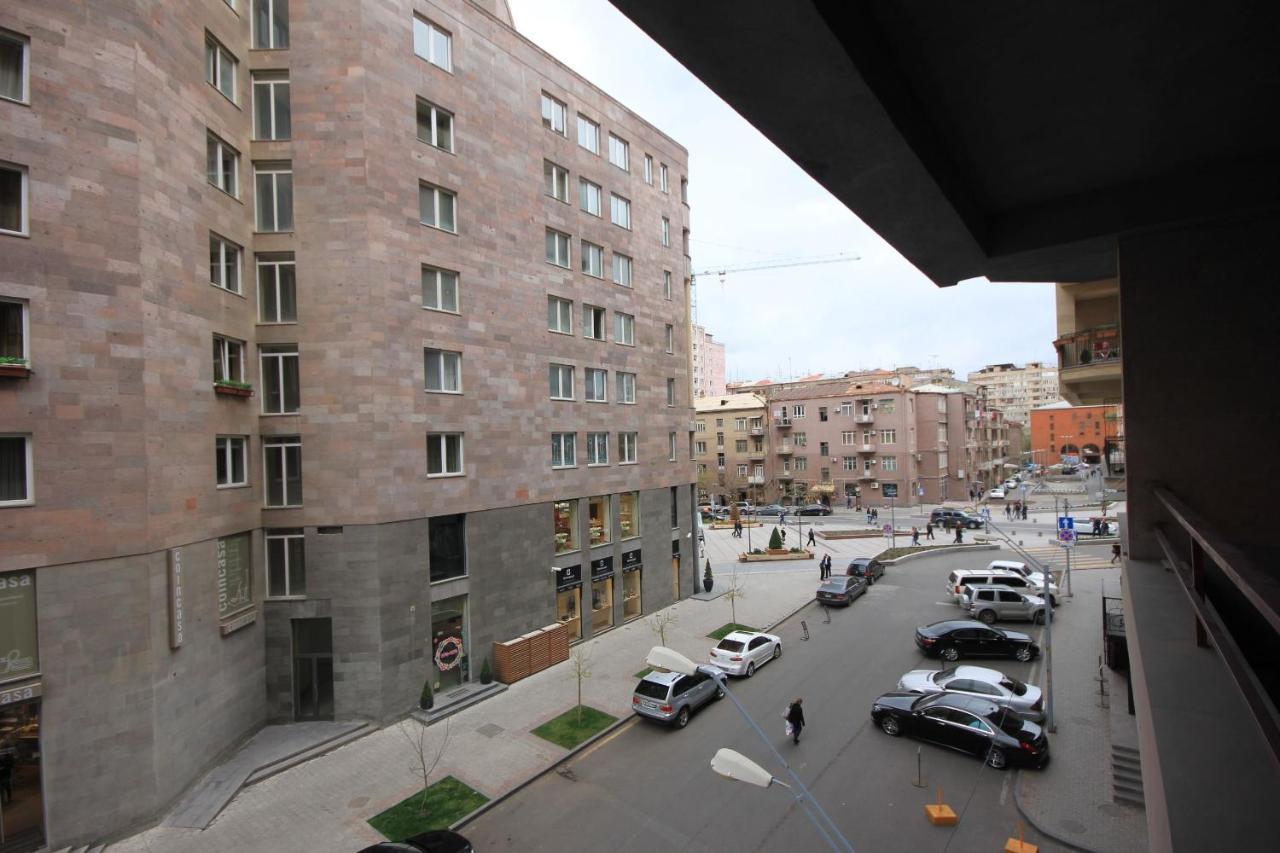 Rent Inn Yerevan On North Avenue Eksteriør billede